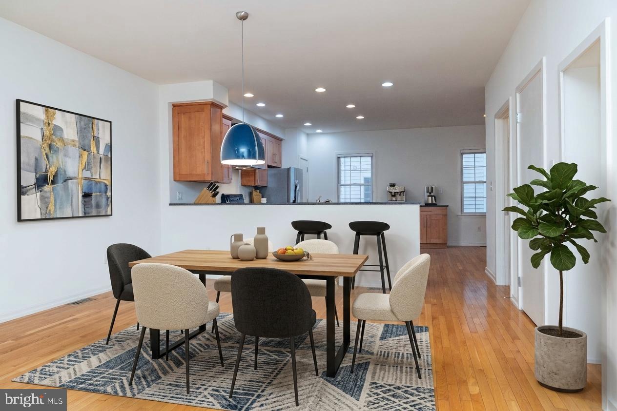 CHRISTINA LANDING - Residential