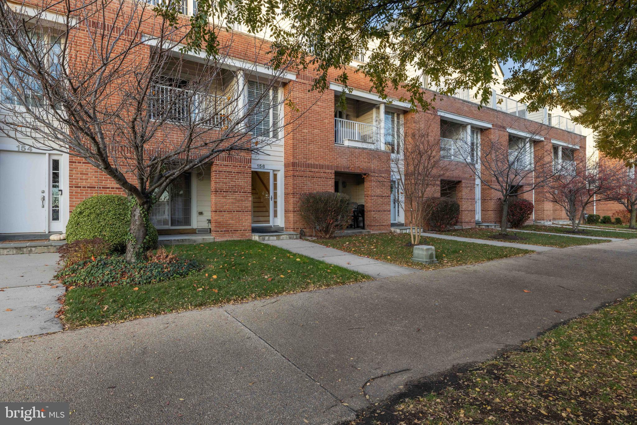 CHRISTINA LANDING - Residential