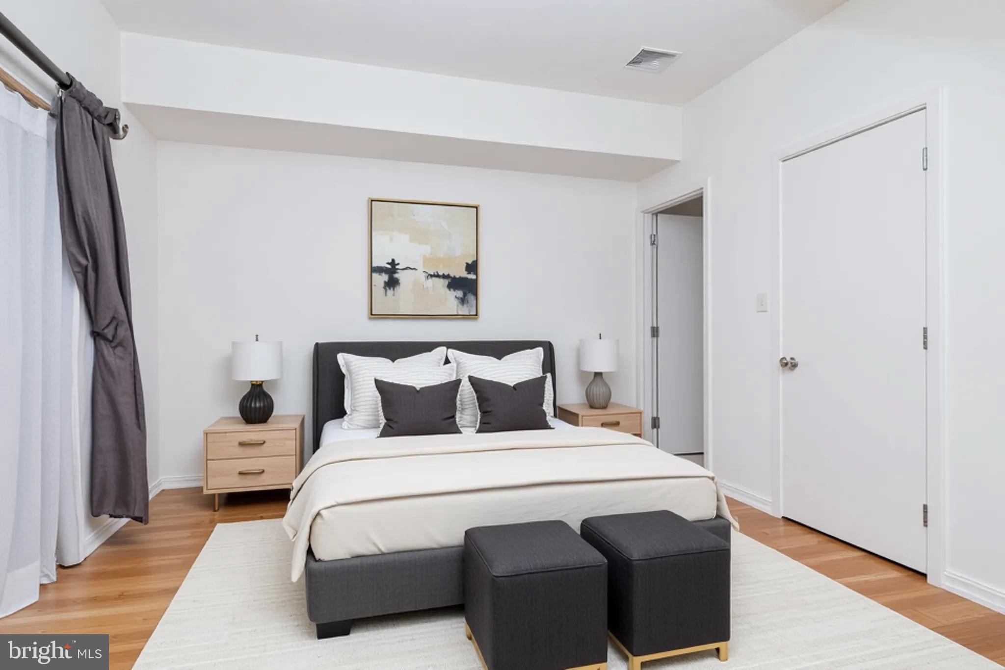 CHRISTINA LANDING - Residential