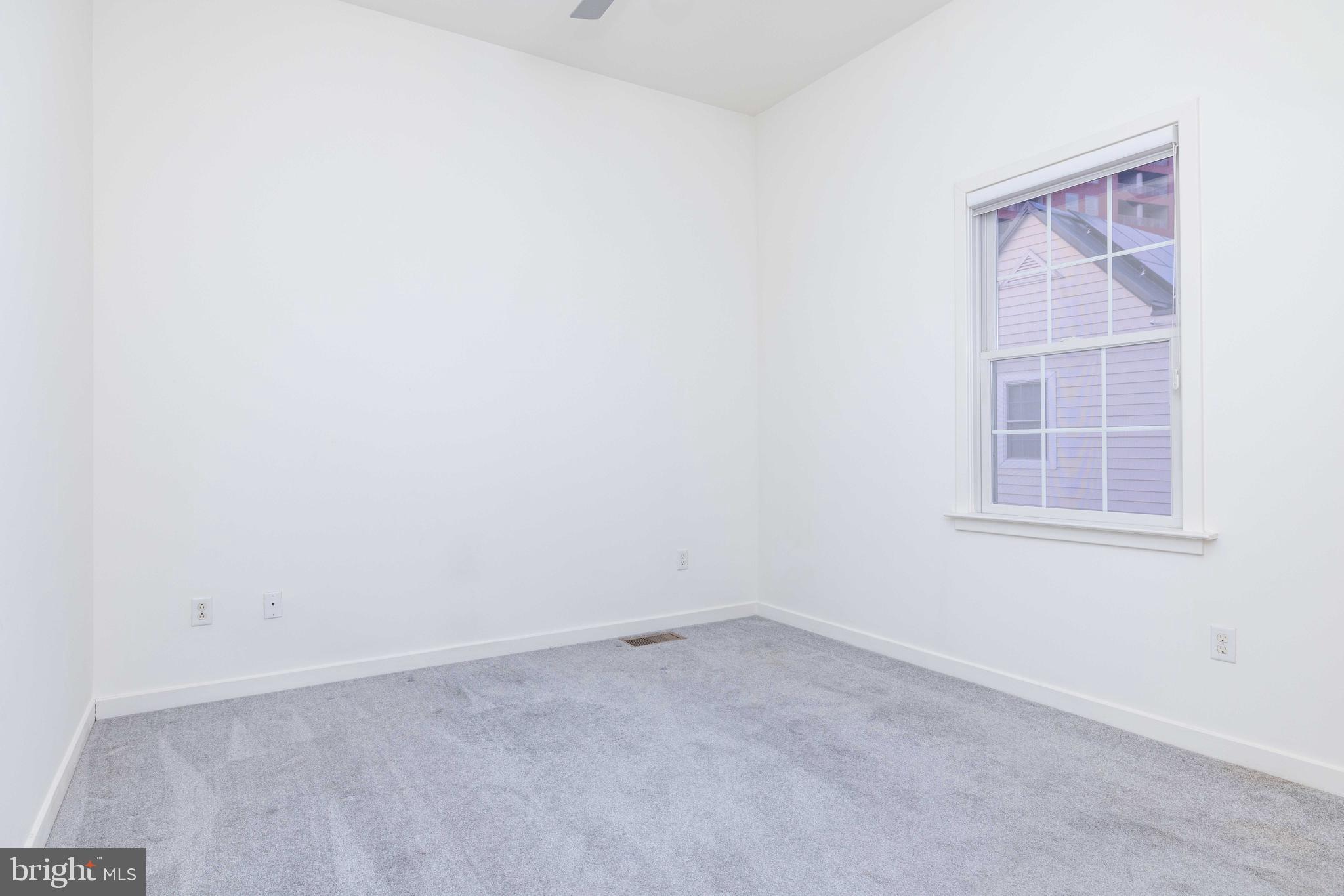 CHRISTINA LANDING - Residential