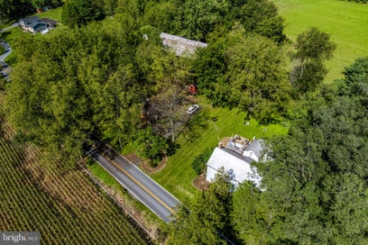 165 POINT ROAD WERNERSVILLE PA 19565