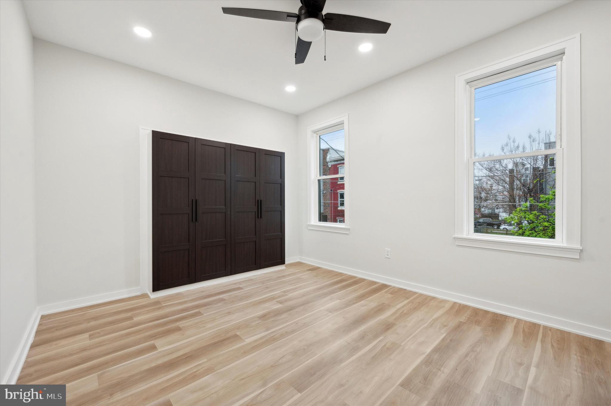 NORRIS SQUARE - Residential