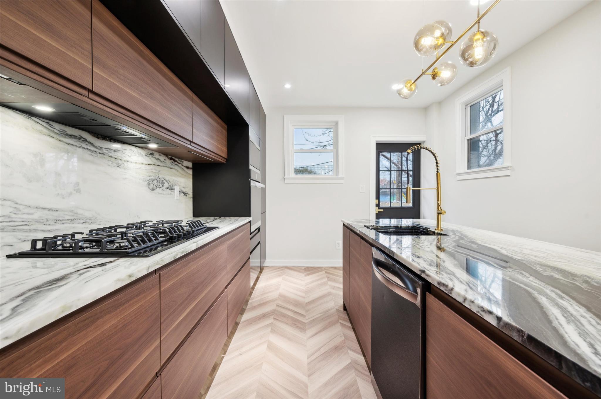 NORRIS SQUARE - Residential