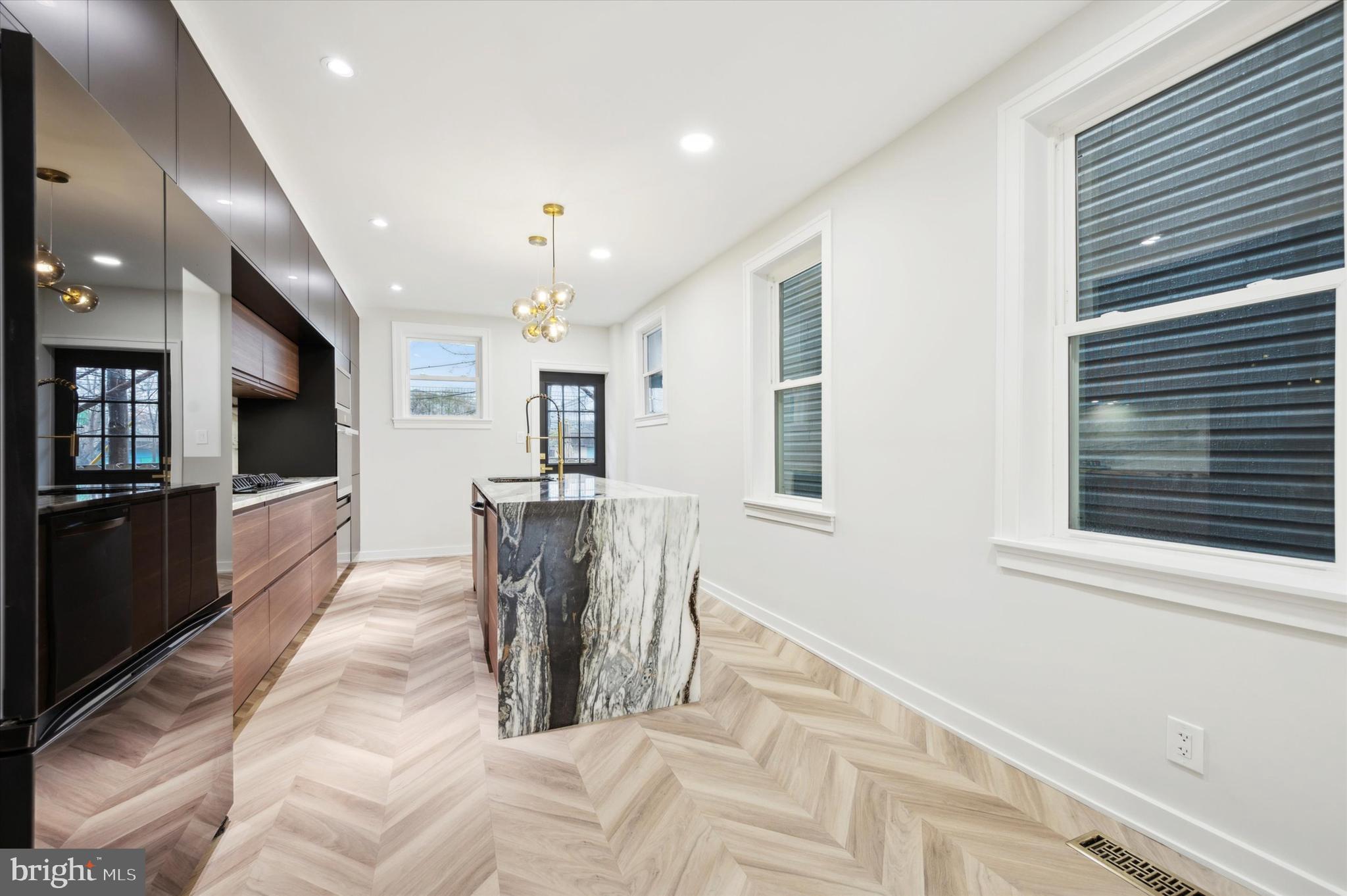 NORRIS SQUARE - Residential