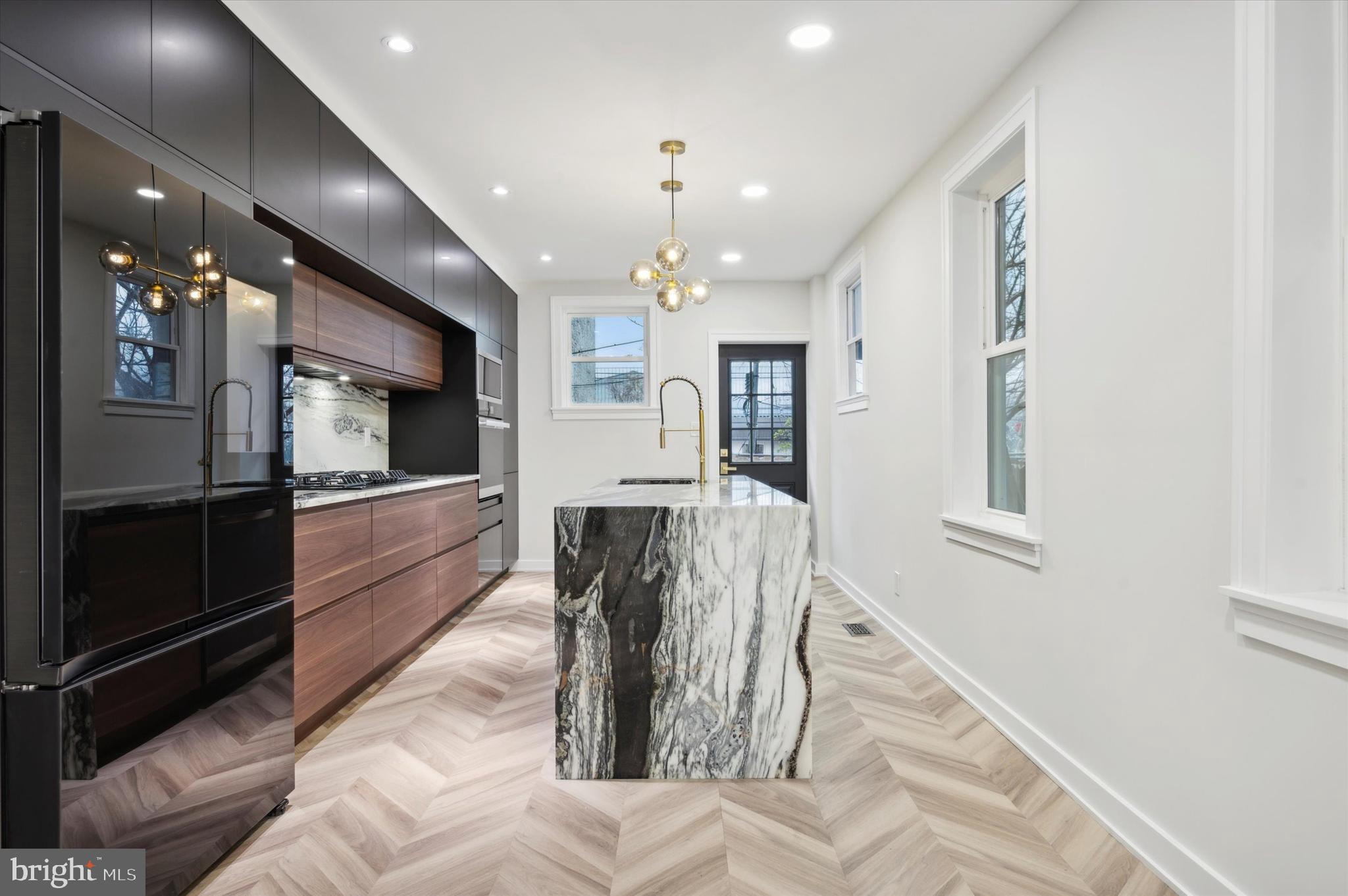 NORRIS SQUARE - Residential