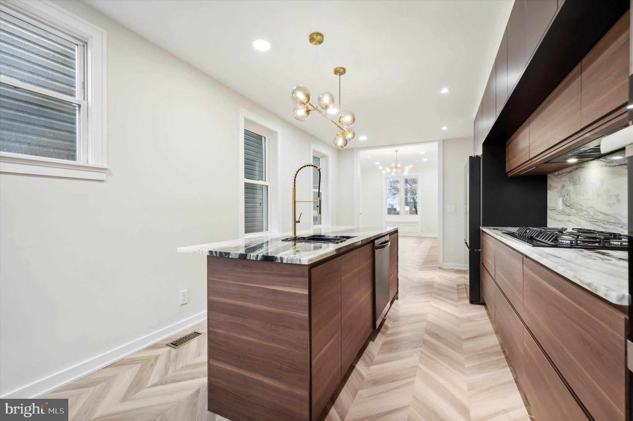 NORRIS SQUARE - Residential