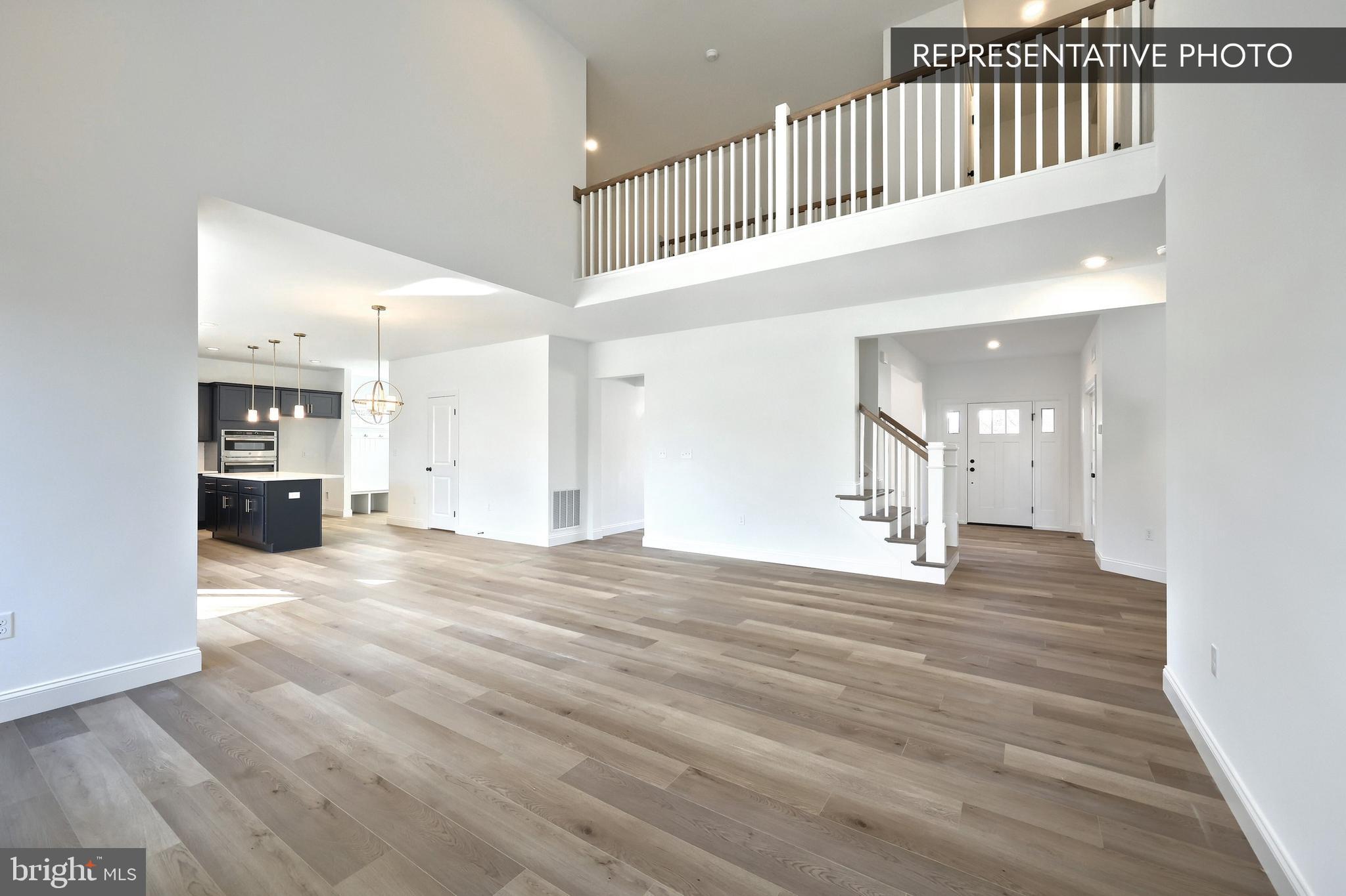 SUMMIT RIDGE - Residential