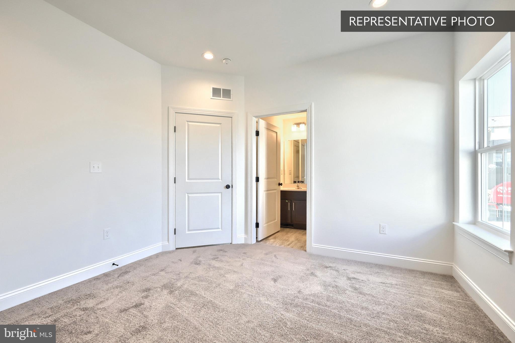 SUMMIT RIDGE - Residential