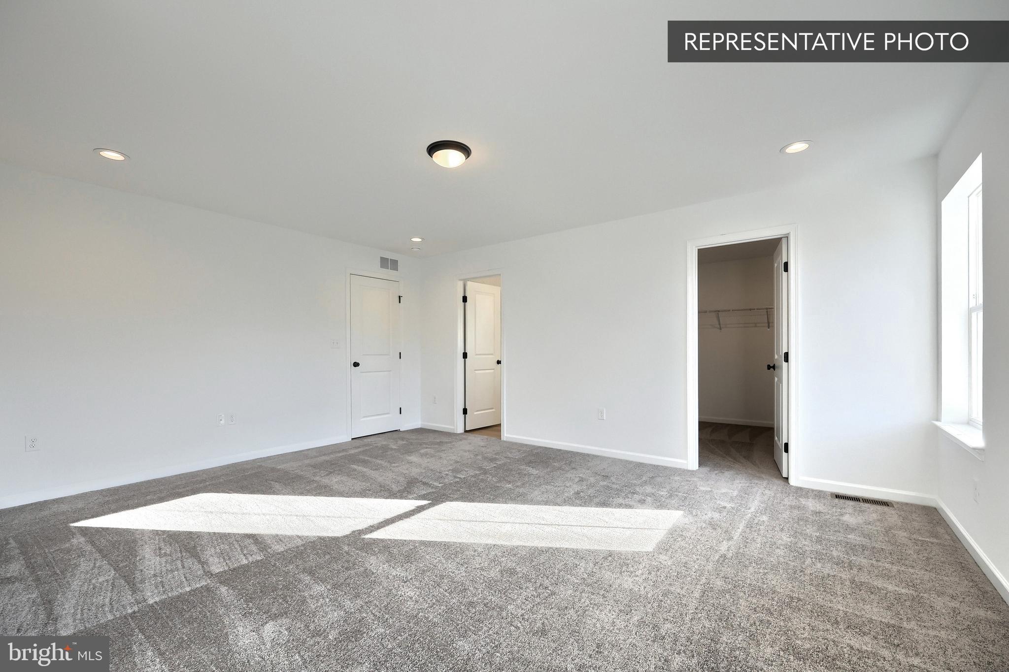 SUMMIT RIDGE - Residential