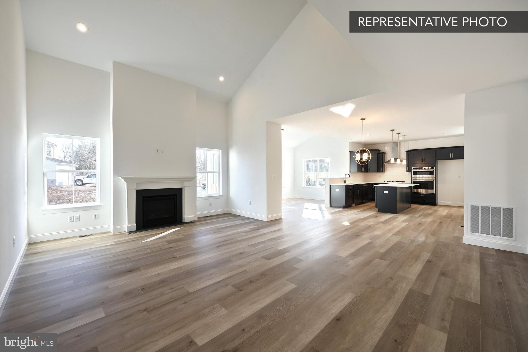 SUMMIT RIDGE - Residential