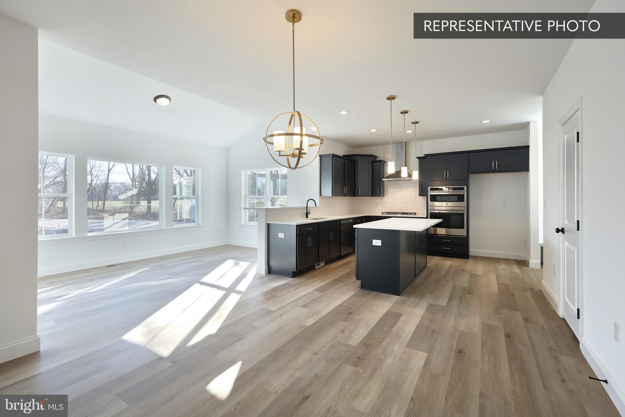 SUMMIT RIDGE - Residential