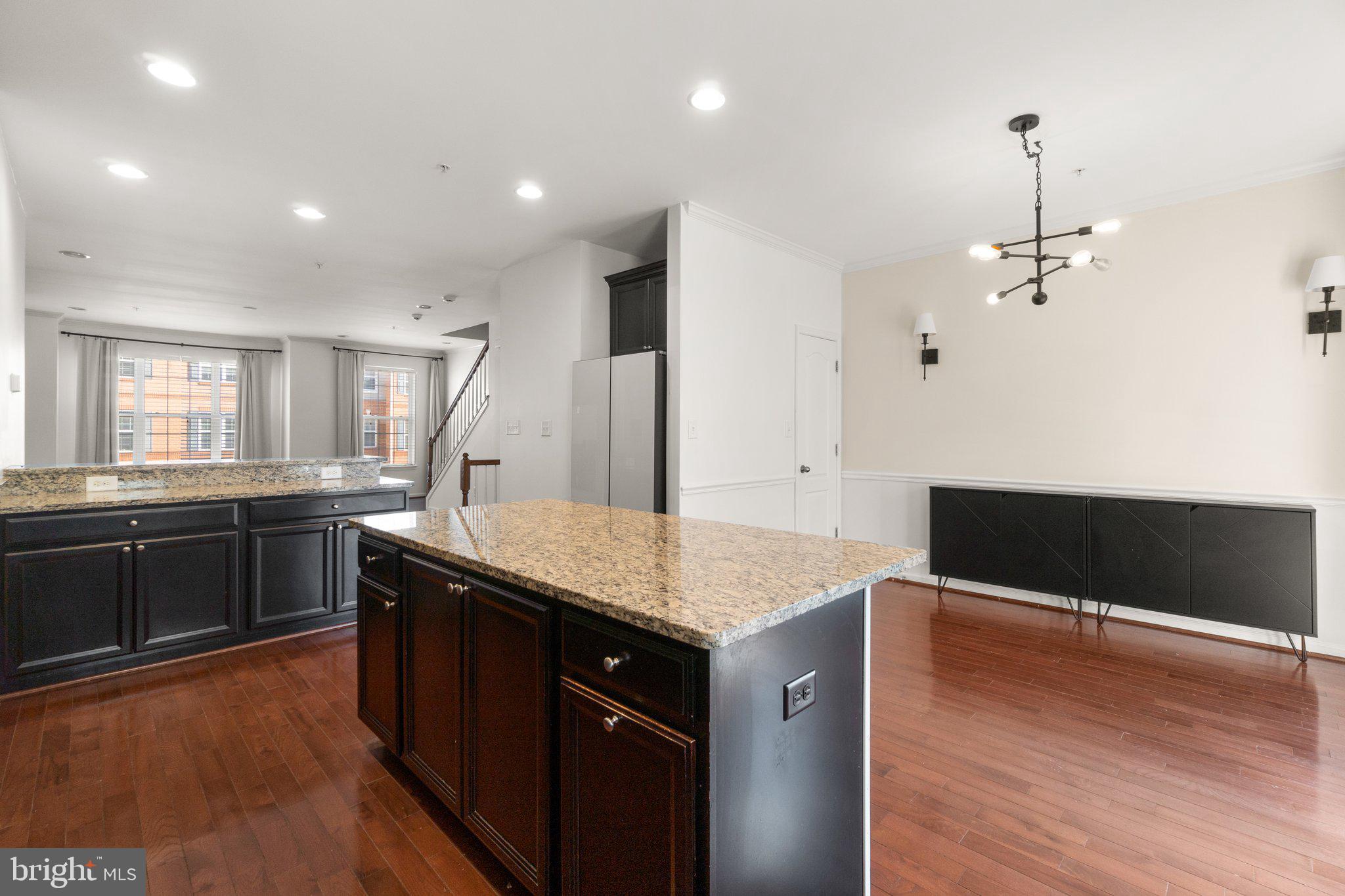 BLUE STREAM - Residential Lease