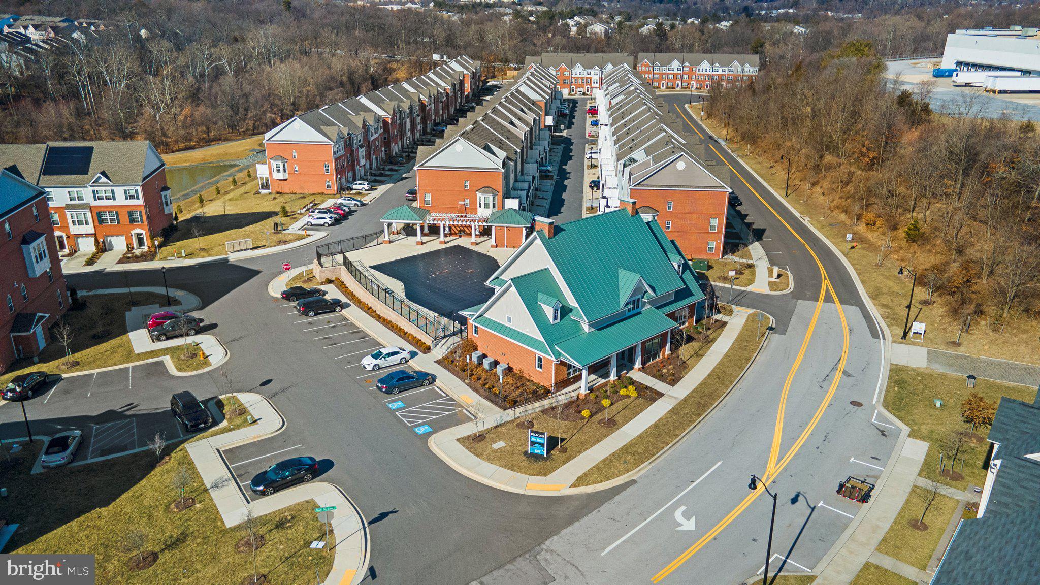 BLUE STREAM - Residential Lease