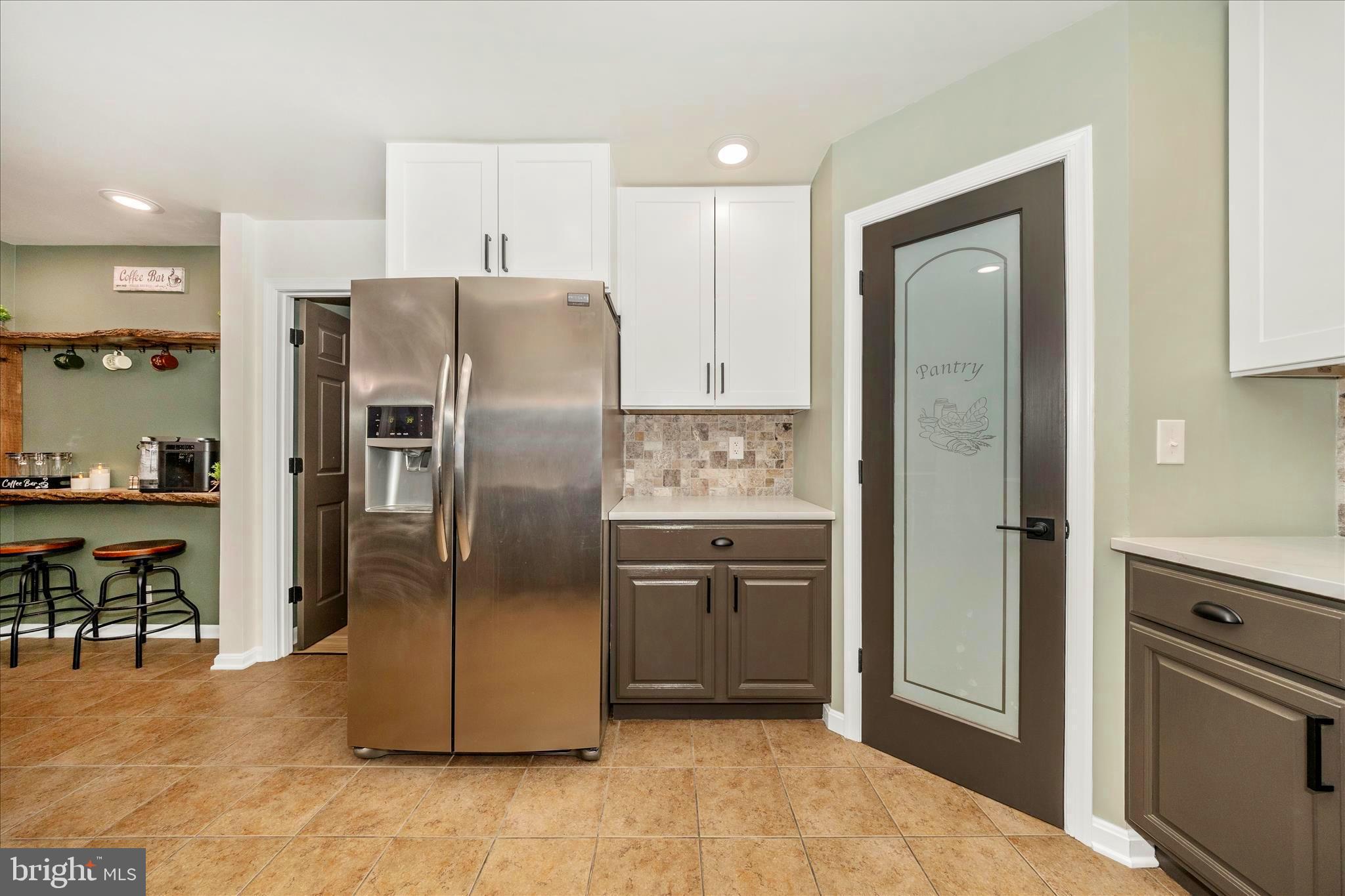 PENN NATIONAL ESTATES - Residential