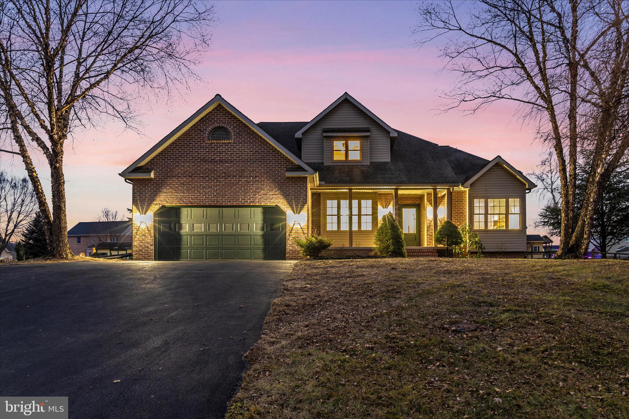 PENN NATIONAL ESTATES - Residential