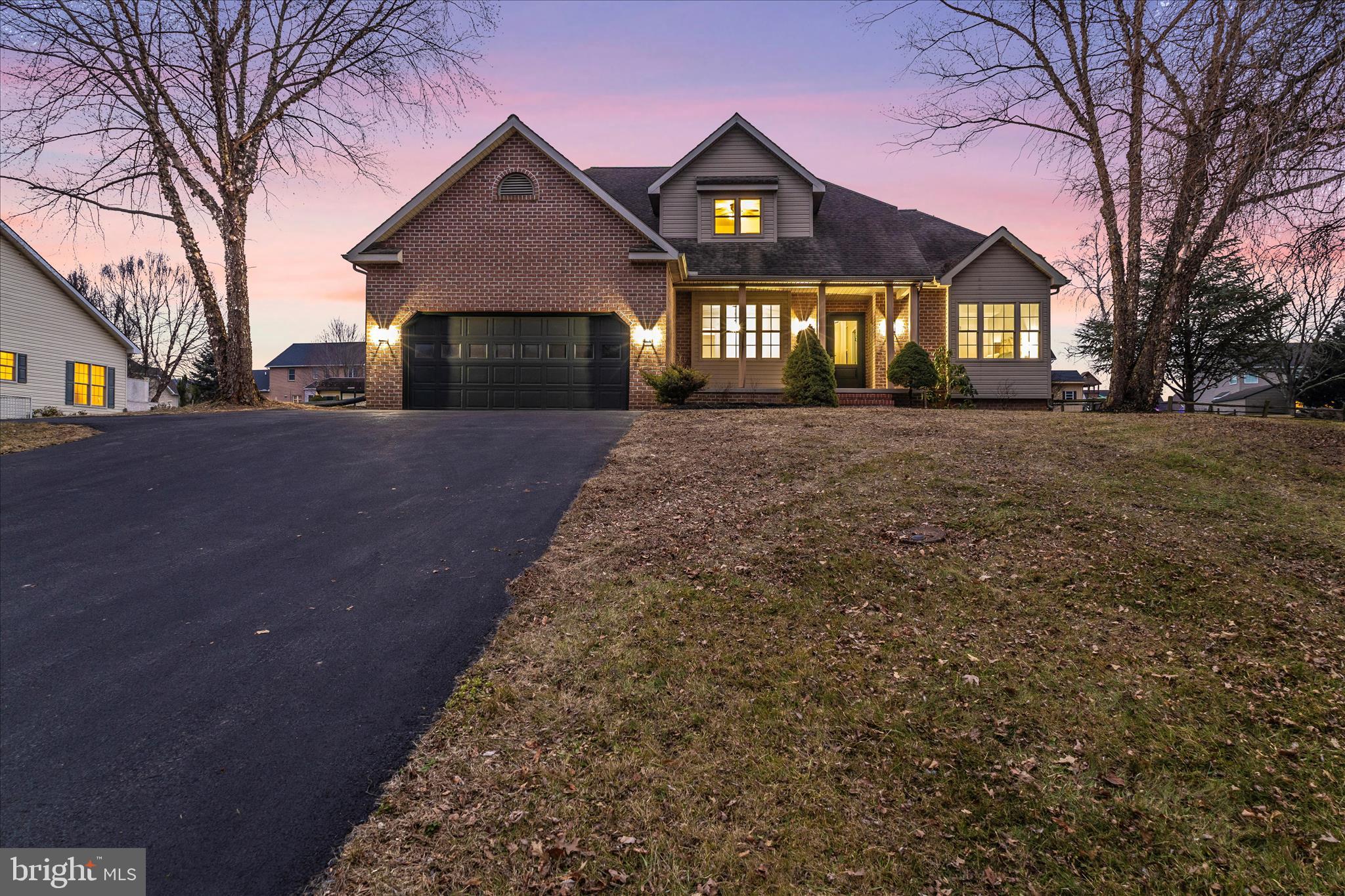 PENN NATIONAL ESTATES - Residential