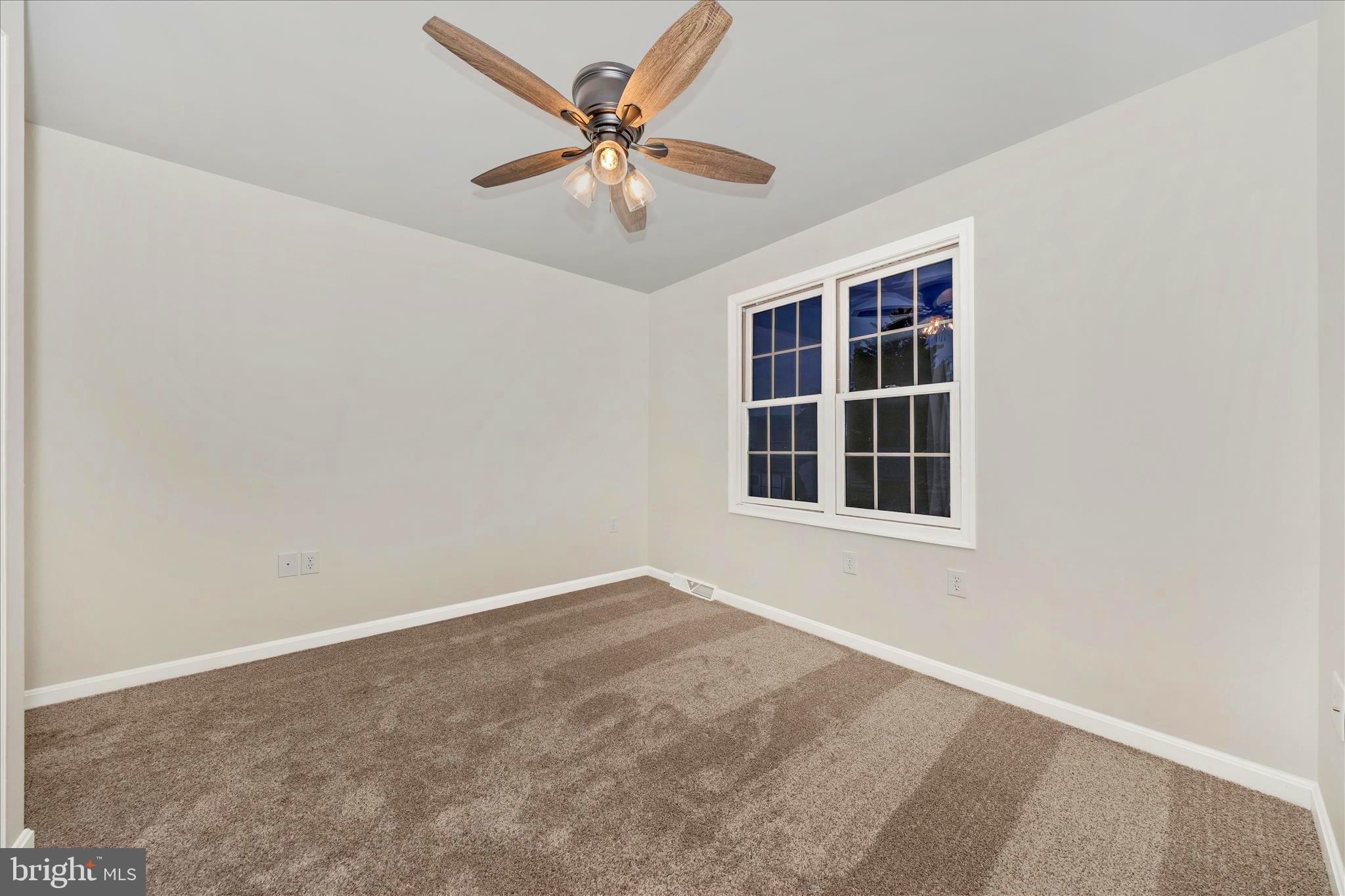 PENN NATIONAL ESTATES - Residential