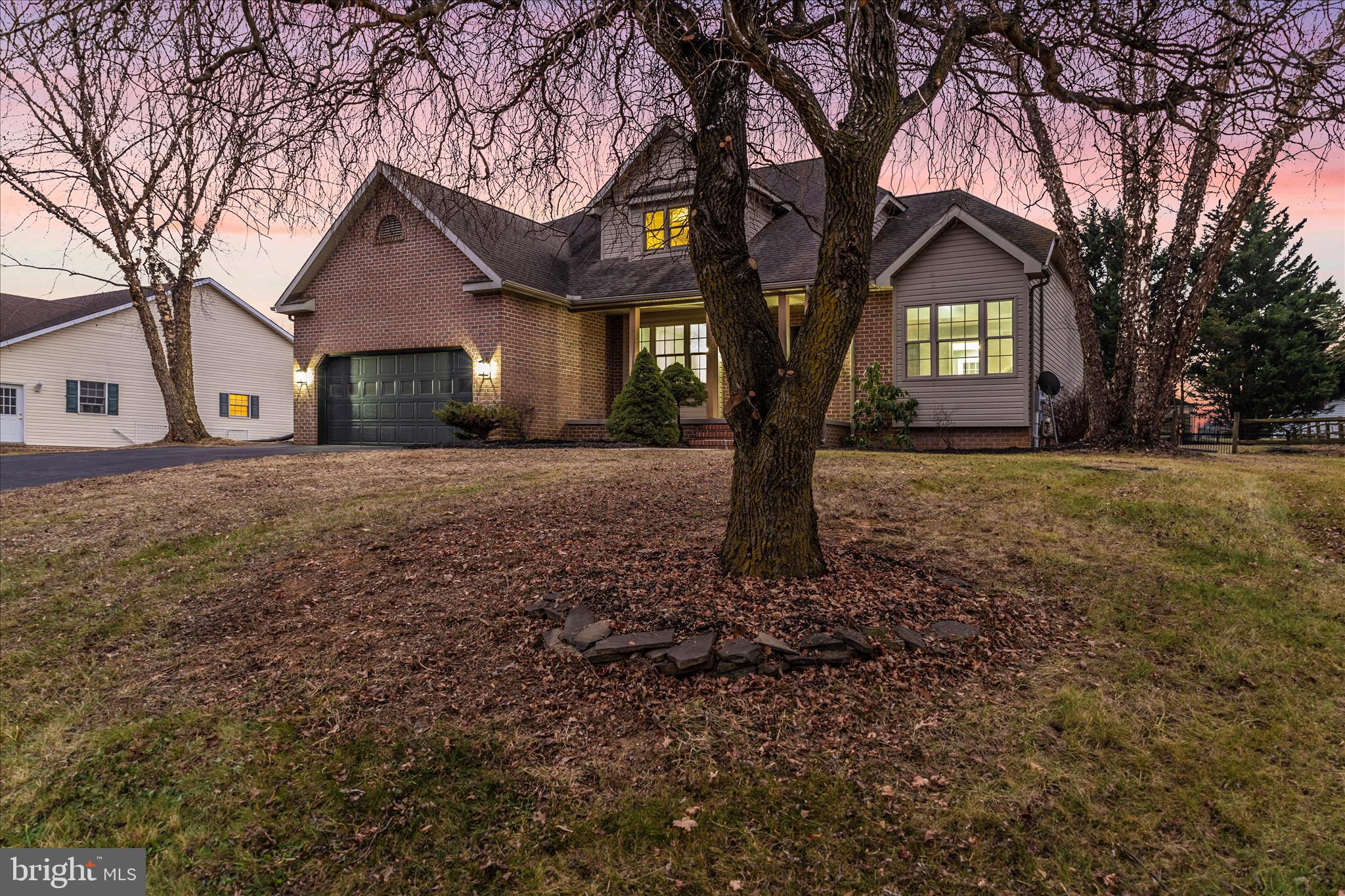 PENN NATIONAL ESTATES - Residential