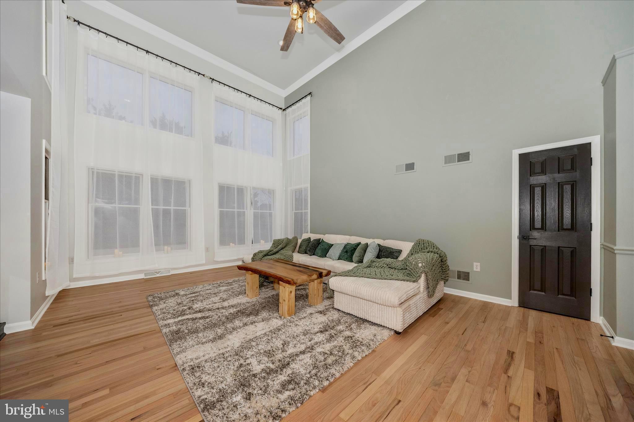 PENN NATIONAL ESTATES - Residential