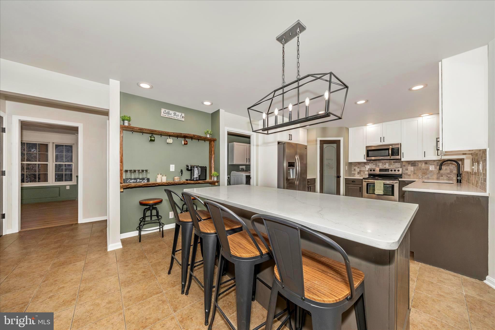 PENN NATIONAL ESTATES - Residential