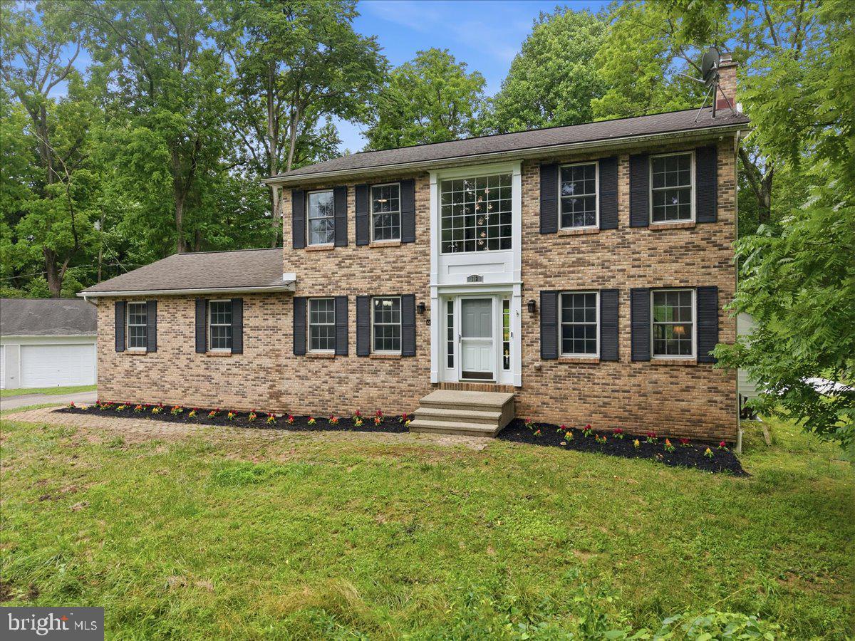 112 RED CHERRY LANE