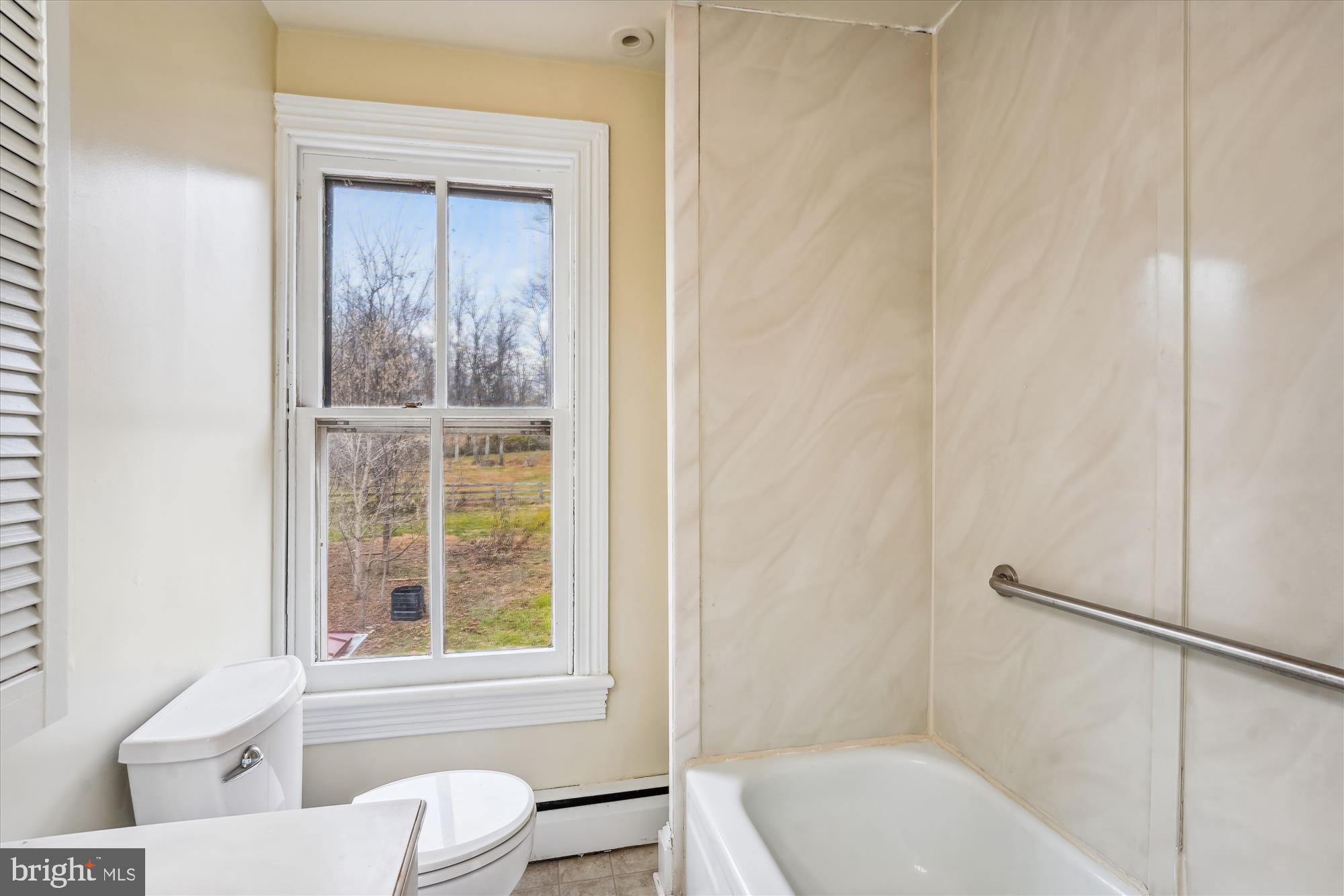 BARNESVILLE OUTSIDE - Residential