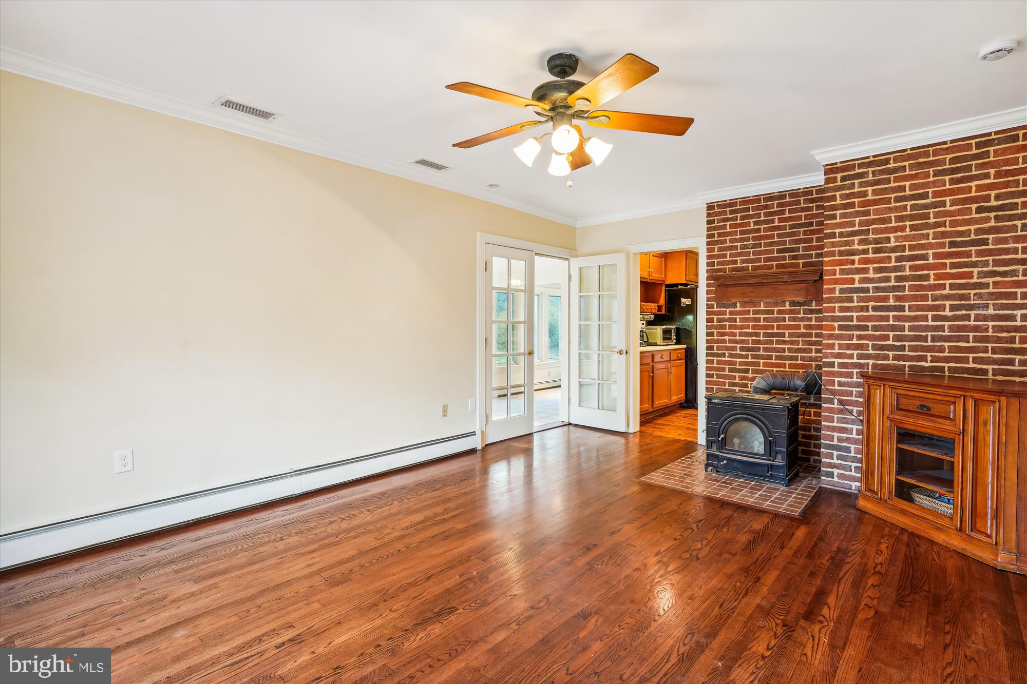 BARNESVILLE OUTSIDE - Residential