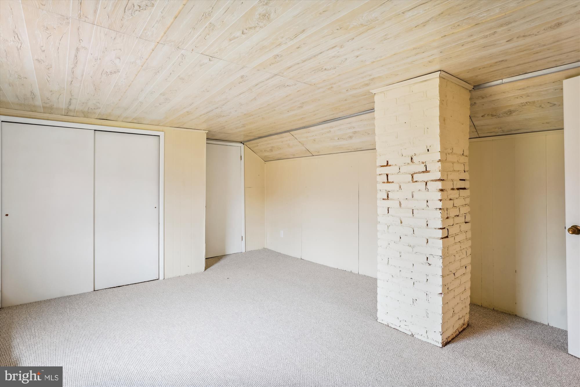 BARNESVILLE OUTSIDE - Residential