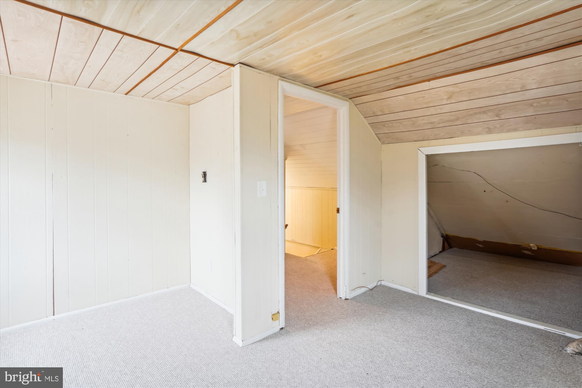 BARNESVILLE OUTSIDE - Residential