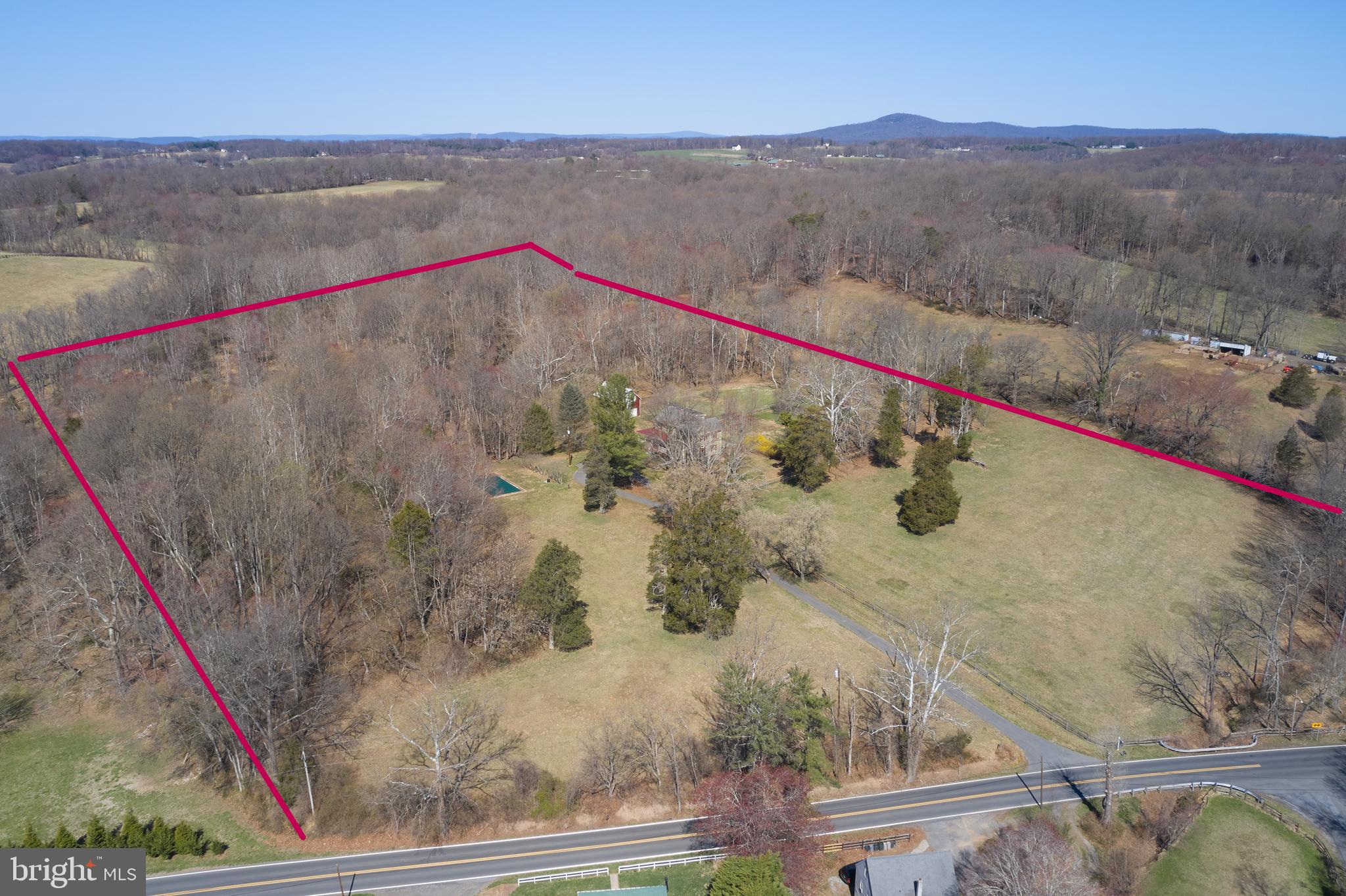 BARNESVILLE OUTSIDE - Residential