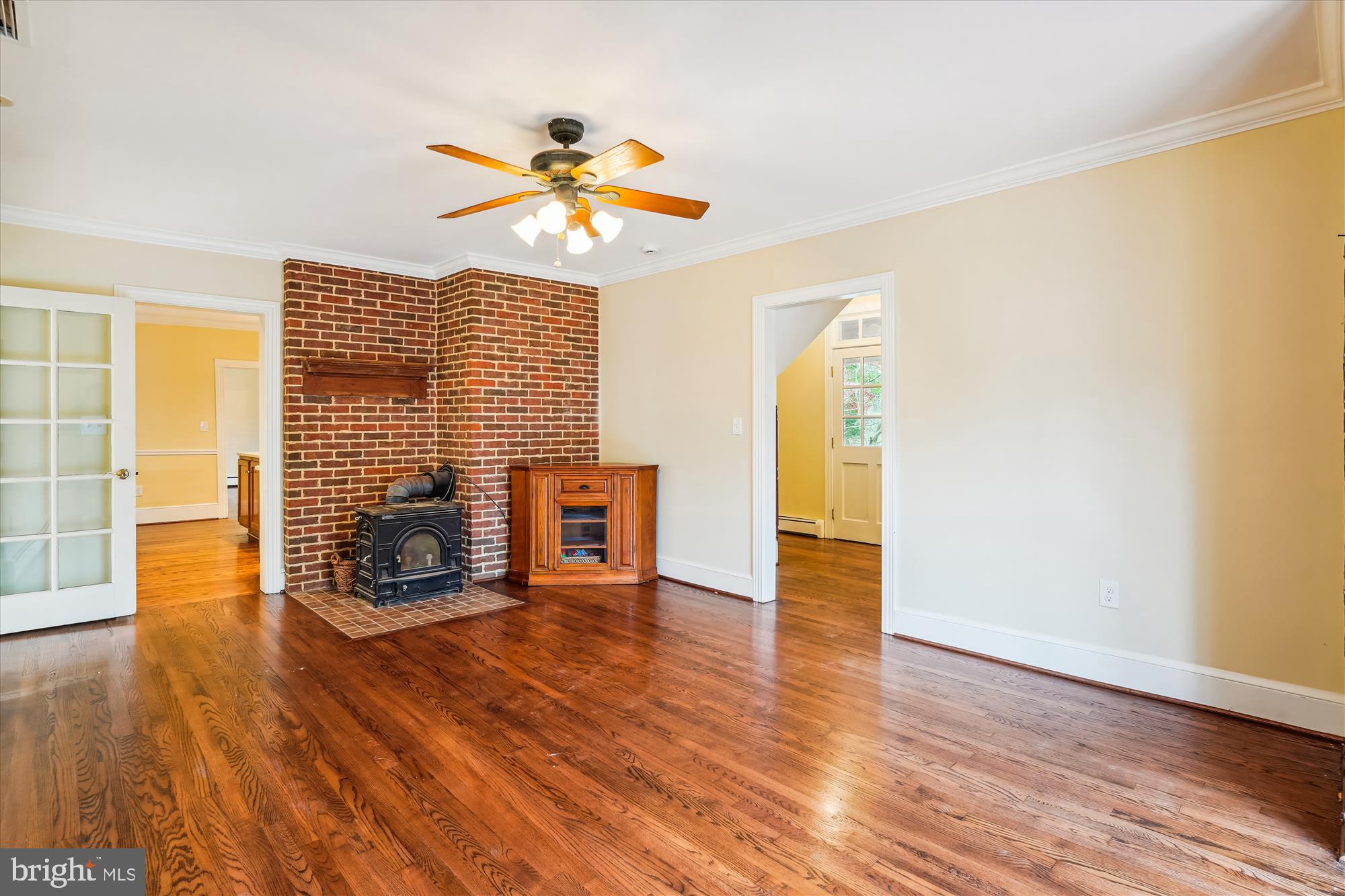 BARNESVILLE OUTSIDE - Residential