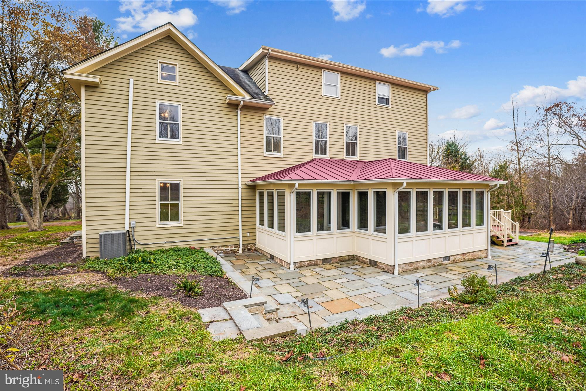 BARNESVILLE OUTSIDE - Residential