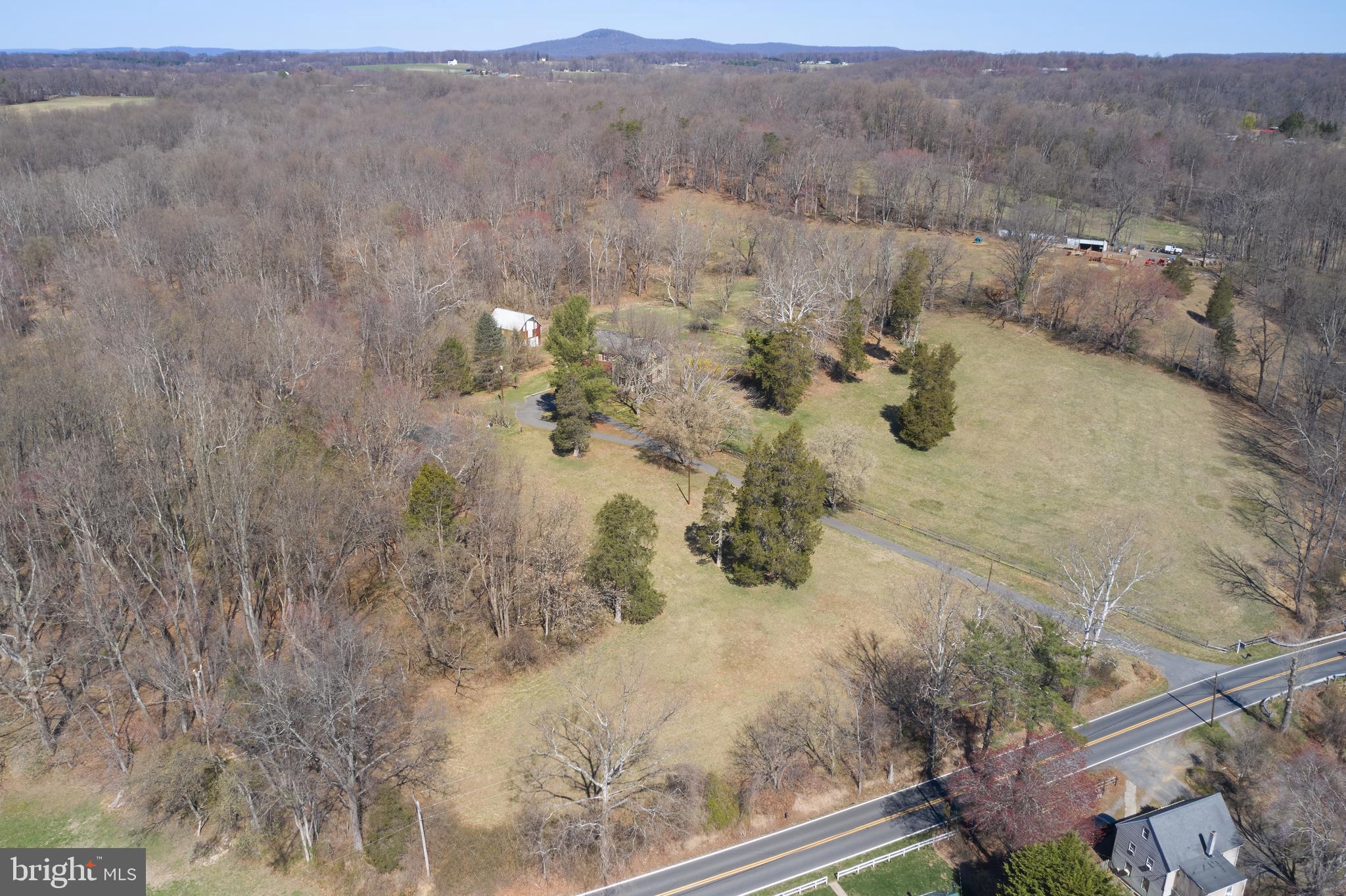 BARNESVILLE OUTSIDE - Residential