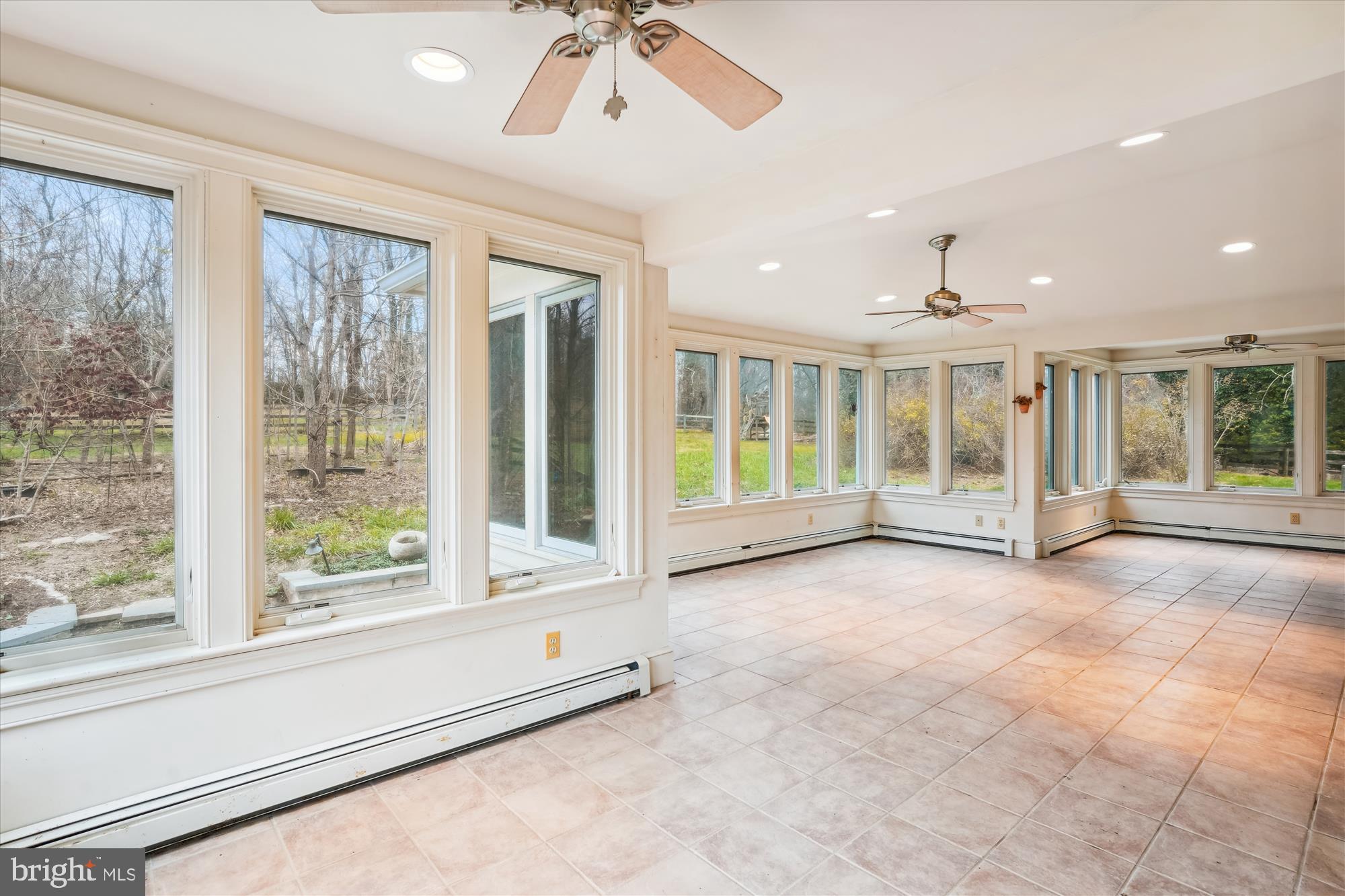 BARNESVILLE OUTSIDE - Residential