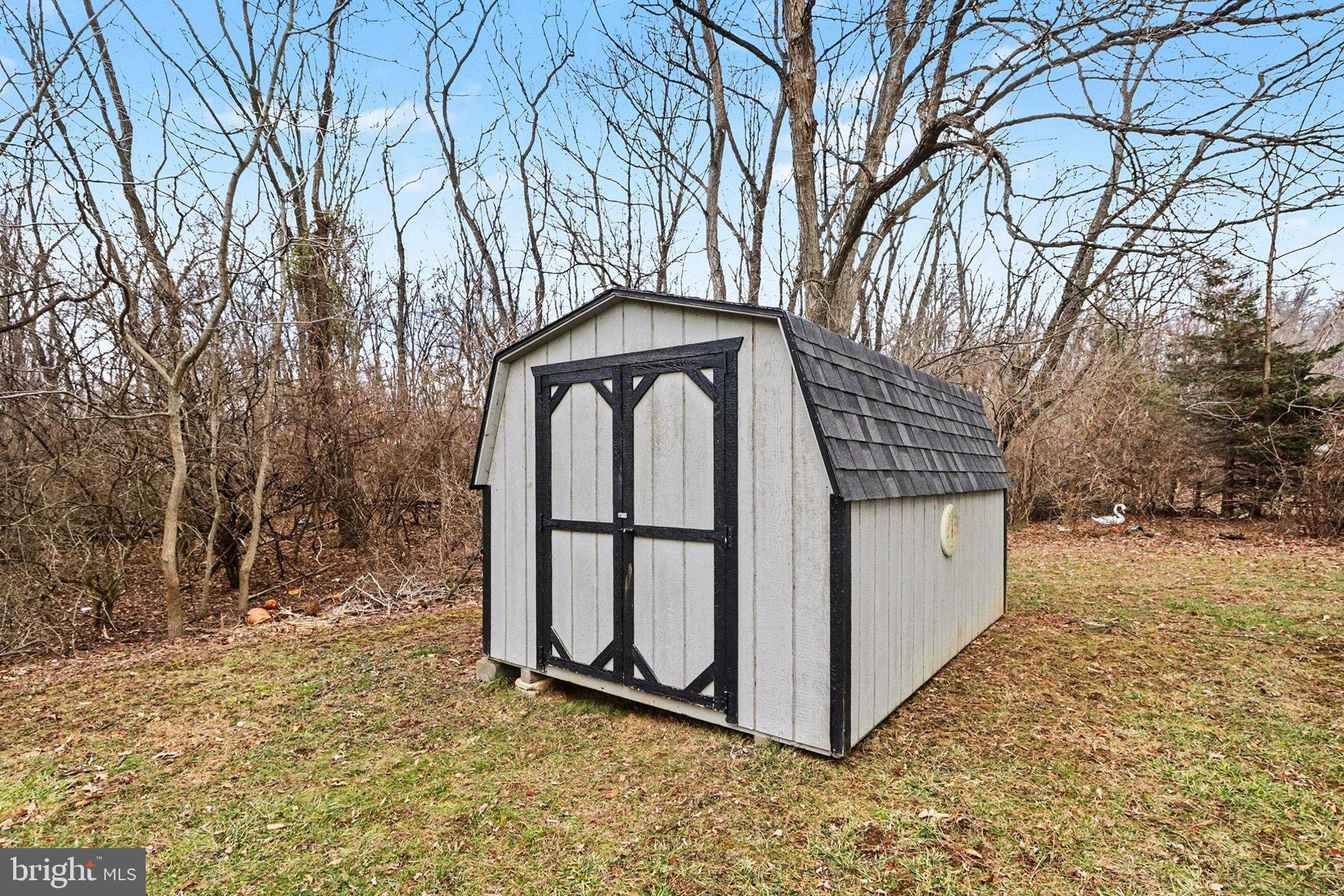 REGENCY SOUTH - Residential