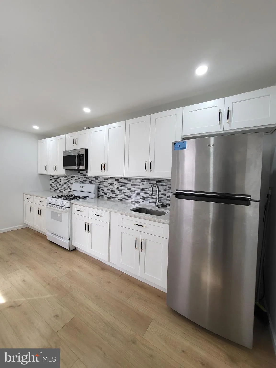 Reading, Pennsylvania 19601, United States, 4 Bedrooms Bedrooms, ,2 BathroomsBathrooms,Residential,Active,221662