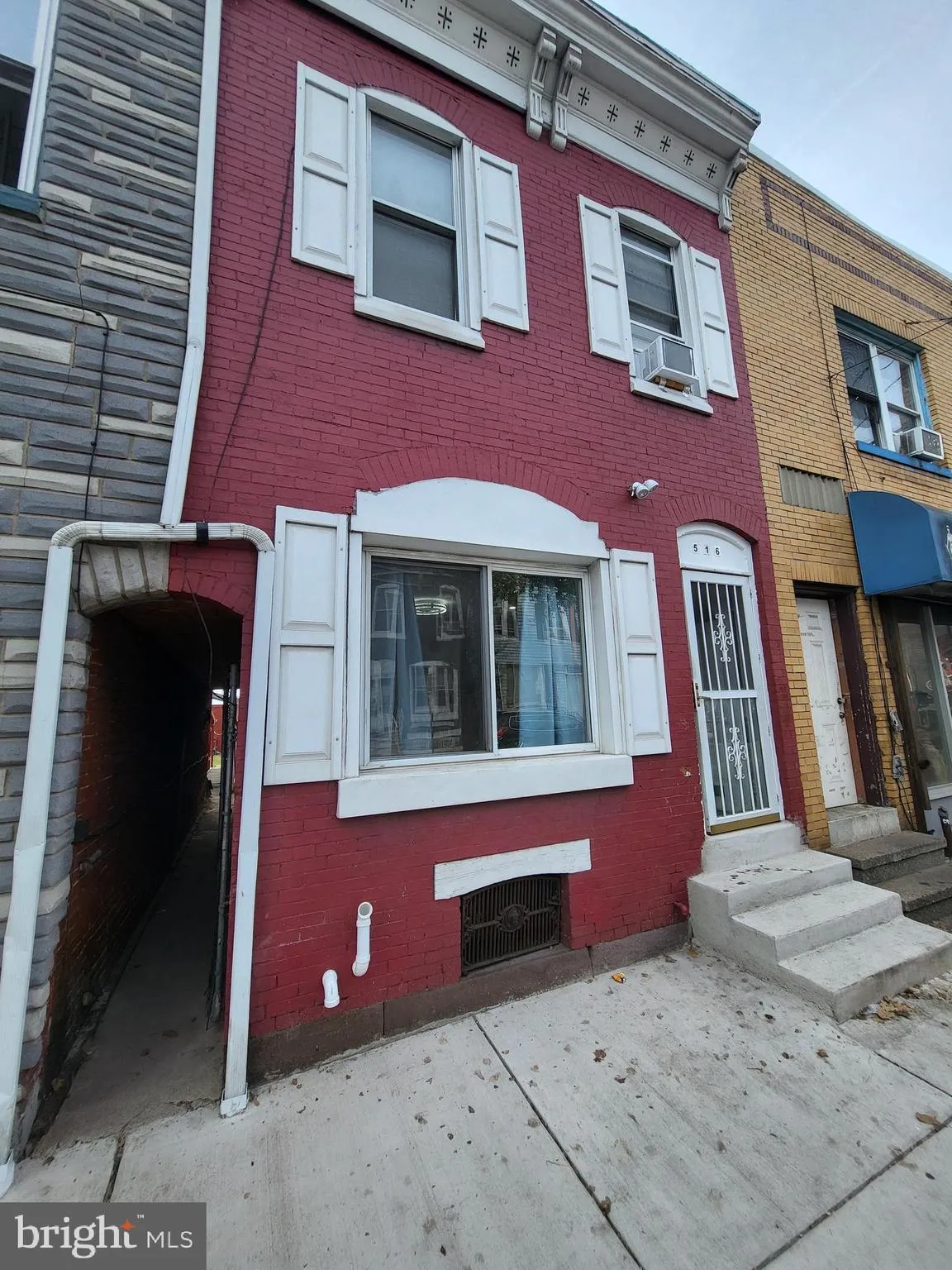 Reading, Pennsylvania 19601, United States, 4 Bedrooms Bedrooms, ,2 BathroomsBathrooms,Residential,Active,221662