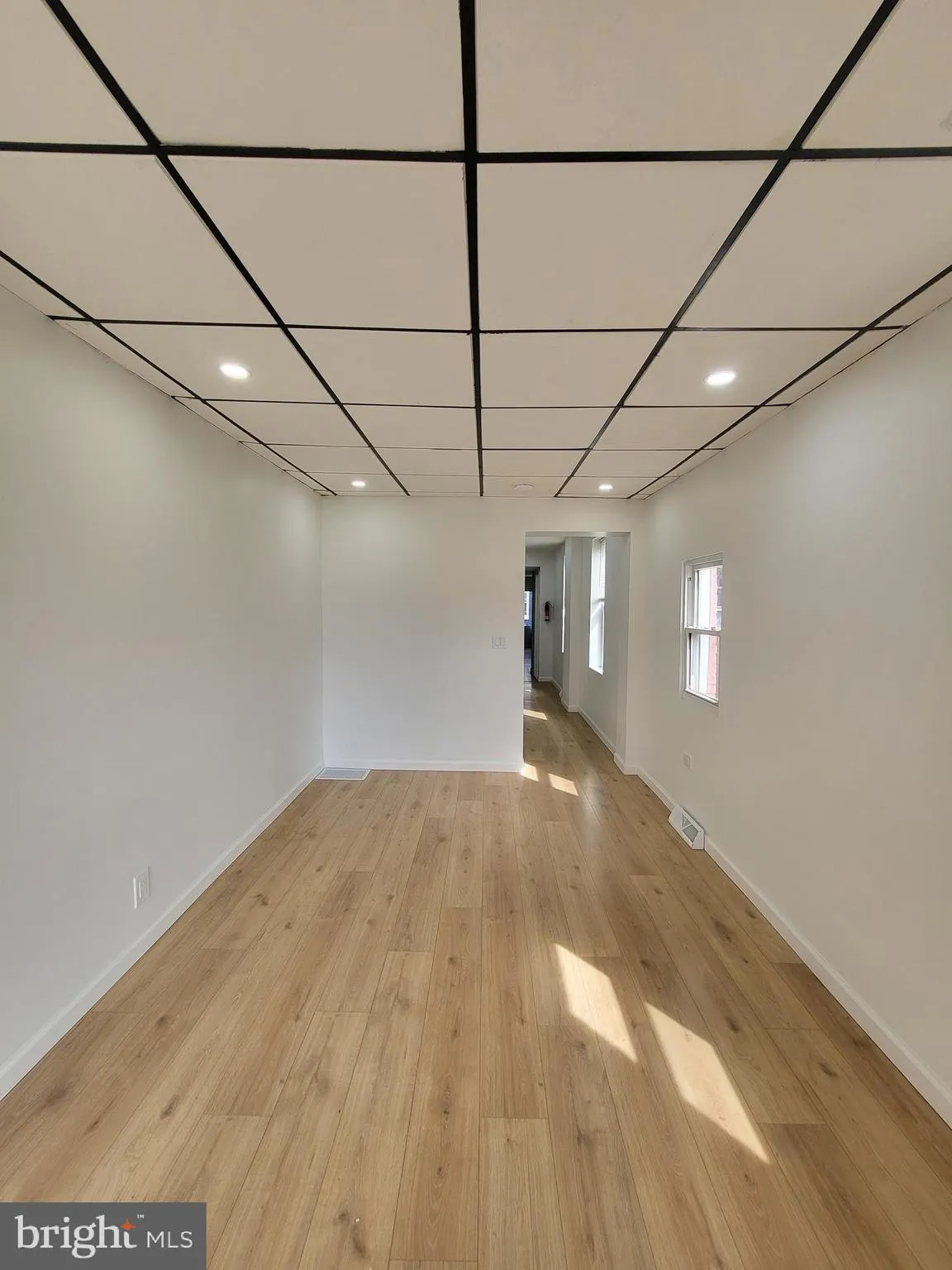 Reading, Pennsylvania 19601, United States, 4 Bedrooms Bedrooms, ,2 BathroomsBathrooms,Residential,Active,221662