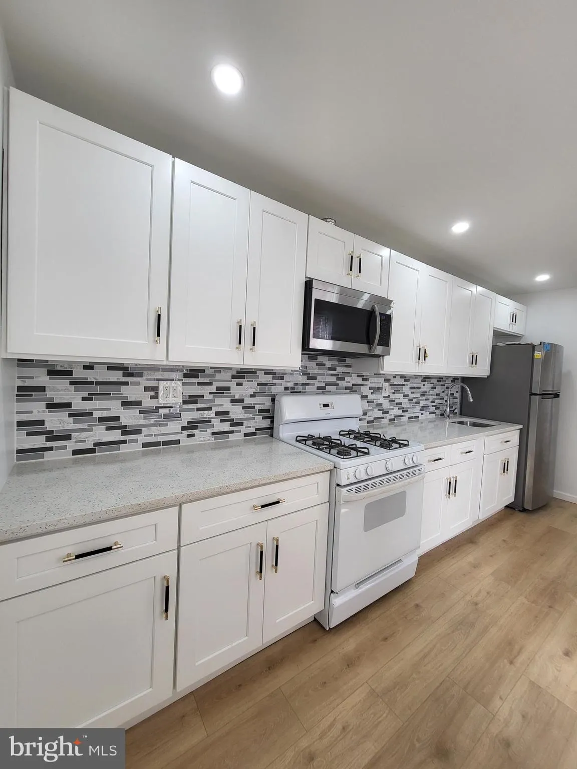 Reading, Pennsylvania 19601, United States, 4 Bedrooms Bedrooms, ,2 BathroomsBathrooms,Residential,Active,221662