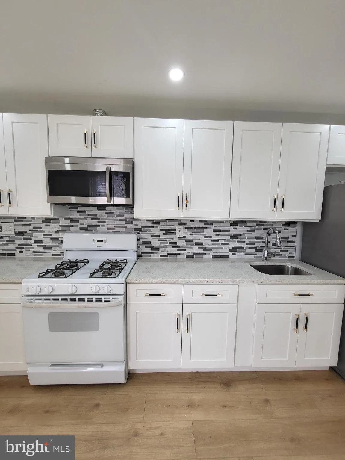 Reading, Pennsylvania 19601, United States, 4 Bedrooms Bedrooms, ,2 BathroomsBathrooms,Residential,Active,221662