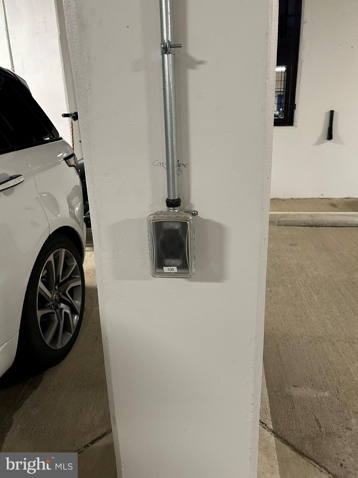 THE FLATS AT NATIONAL HARBOR - Residential Lease