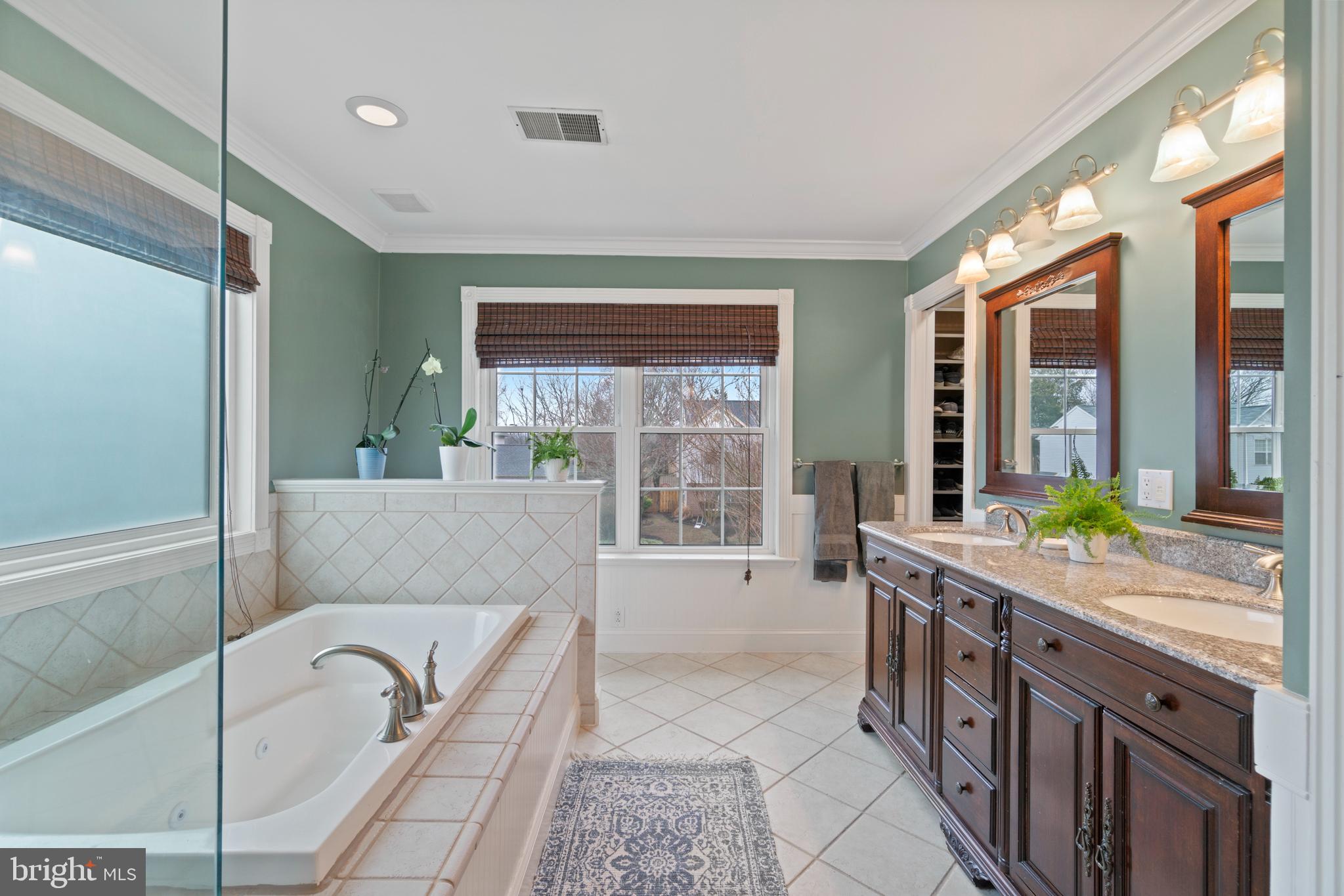 MUSE HILL - Residential