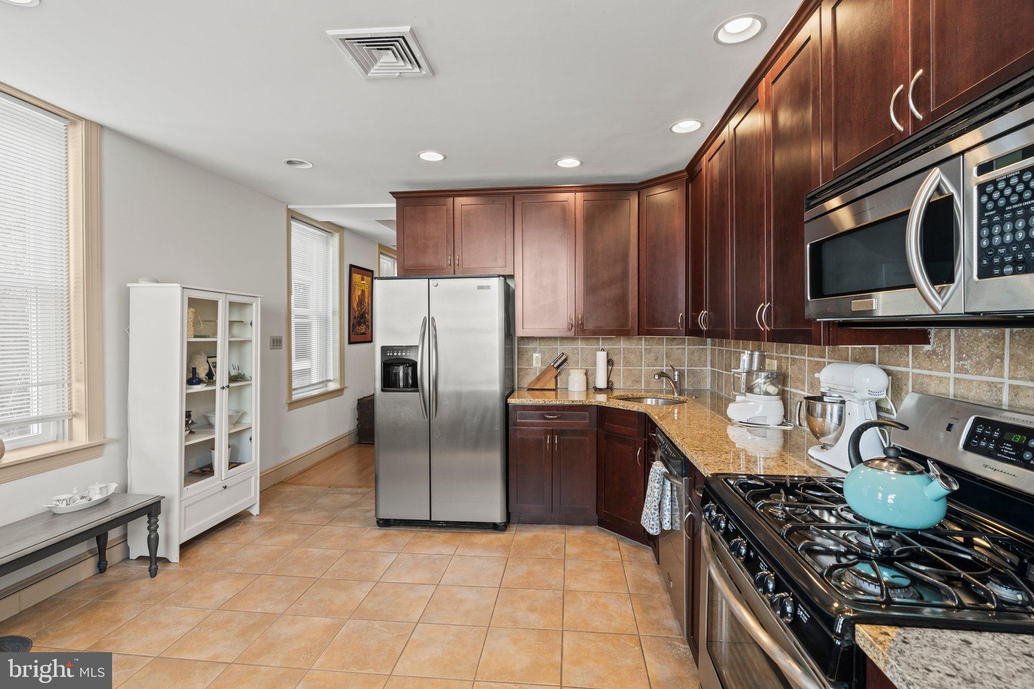 SPRING GARDEN - Residential