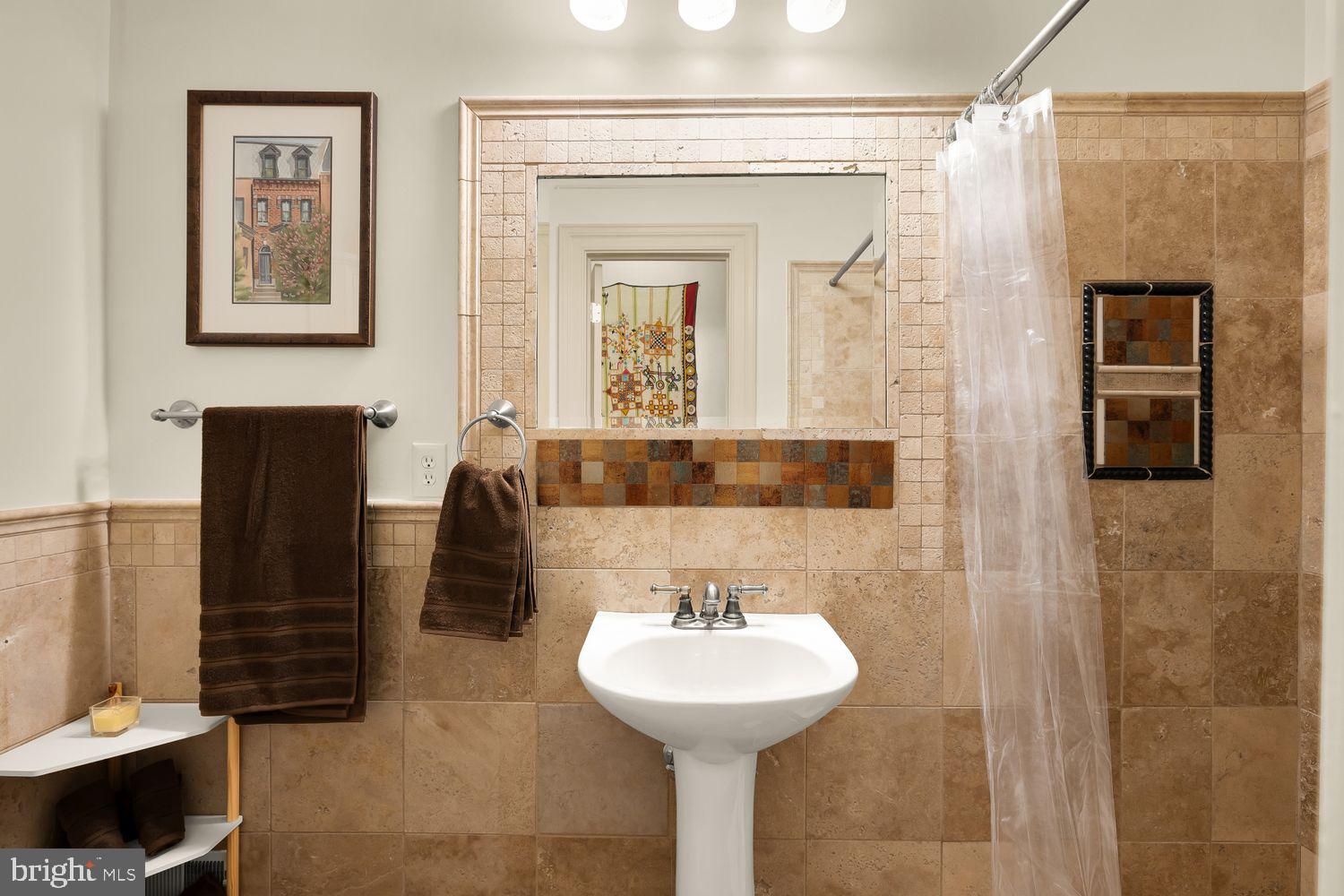 DUPONT CIRCLE - Residential