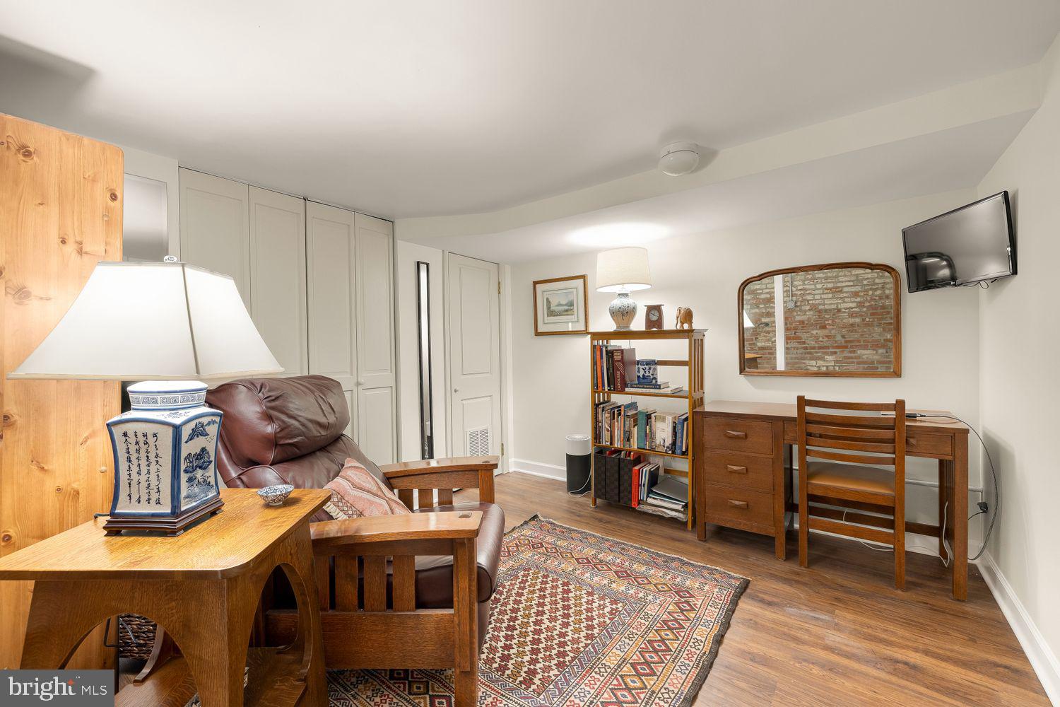 DUPONT CIRCLE - Residential