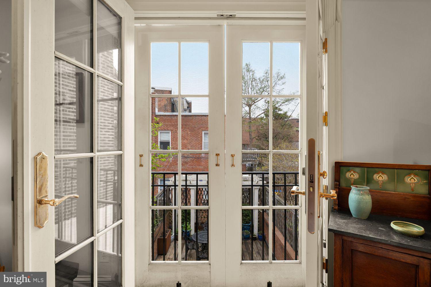 DUPONT CIRCLE - Residential