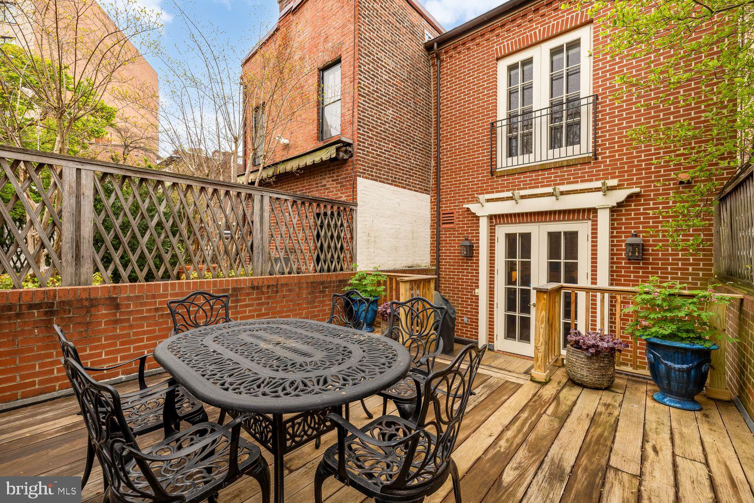 DUPONT CIRCLE - Residential