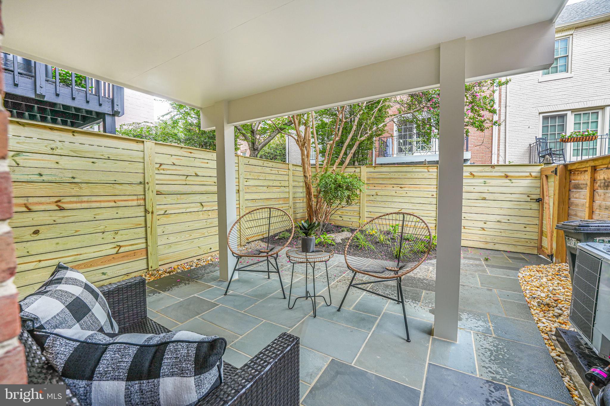 POMMANDER WALK - Residential