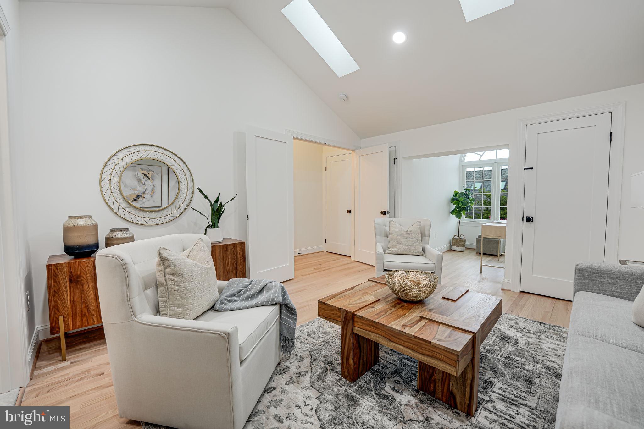 POMMANDER WALK - Residential