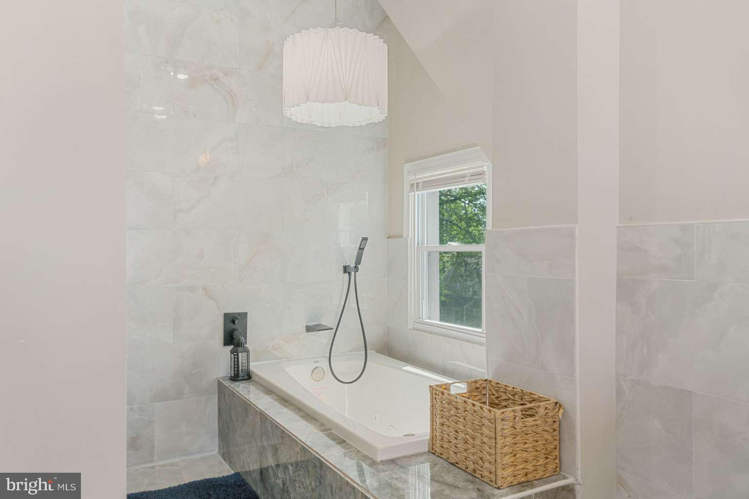 OAKMONT - Residential